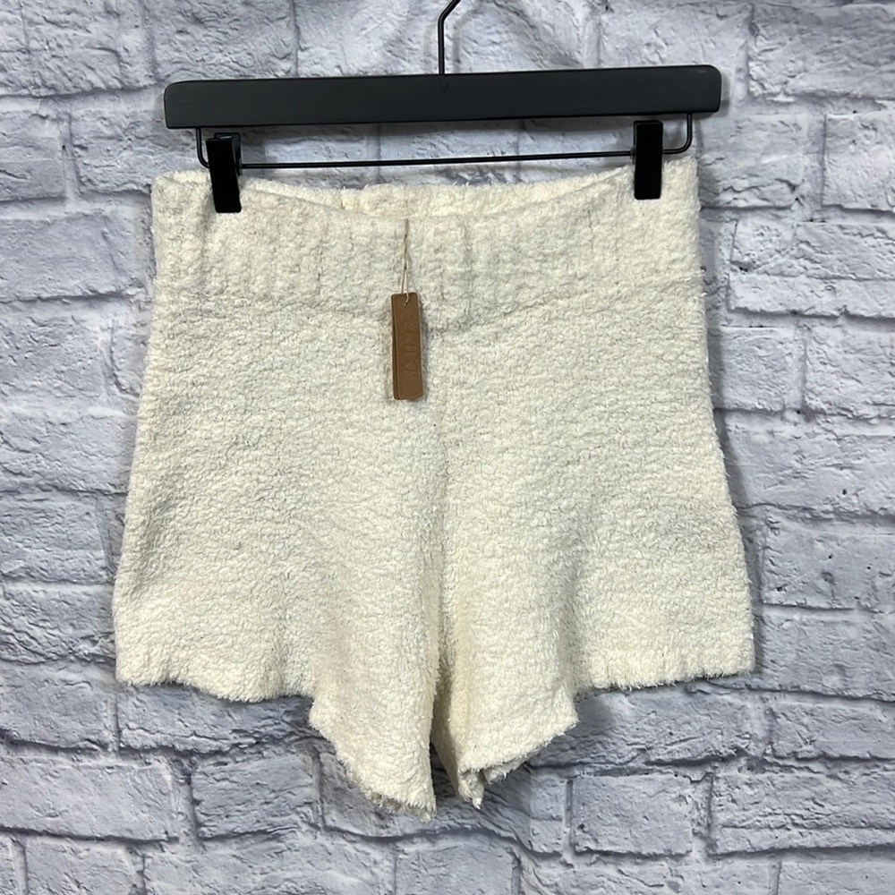NWT Skims cozy Knit Bouclé Shorts | color Bone | Size S/M